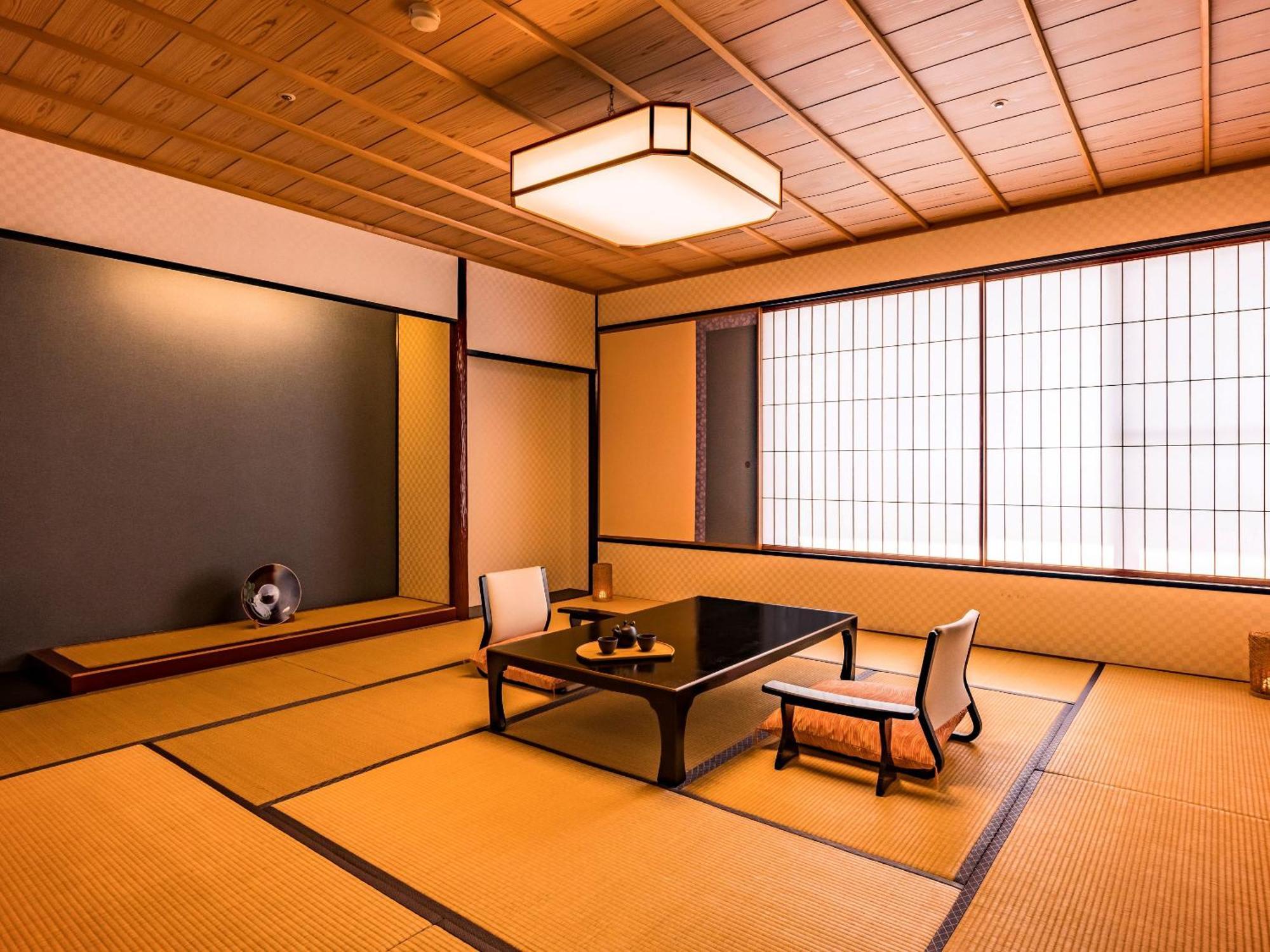 Ooedo Onsen Monogatari Premium Saiki Bekkan Misasa Camera foto
