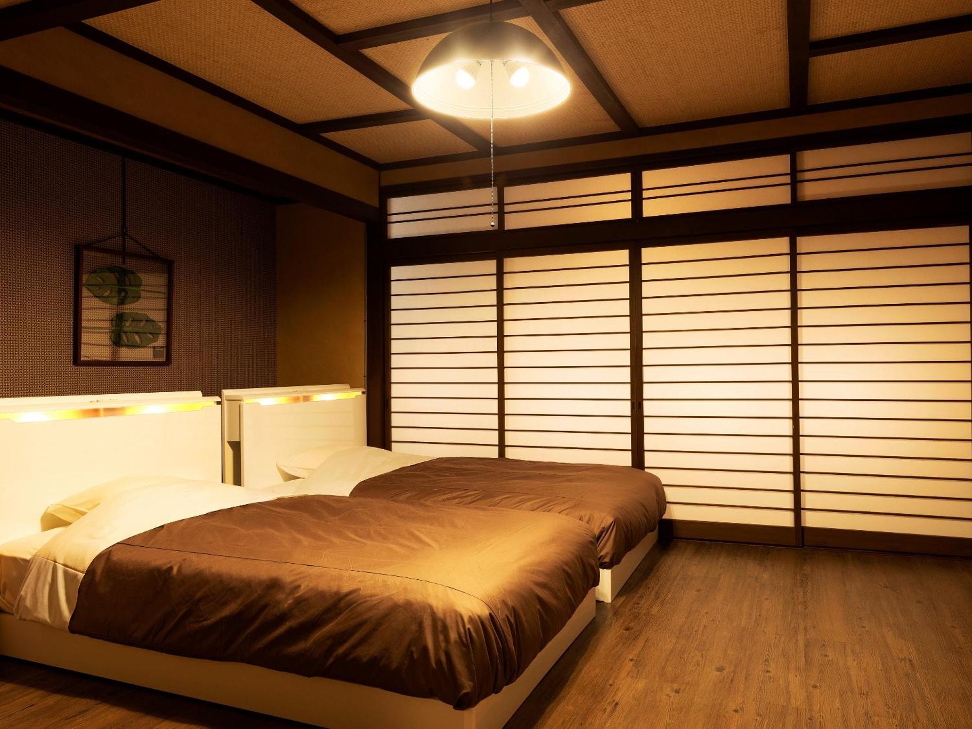 Ooedo Onsen Monogatari Premium Saiki Bekkan Misasa Camera foto